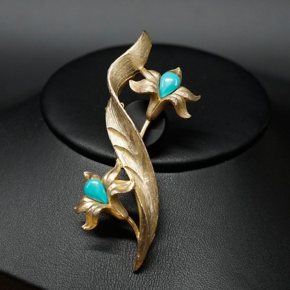 Vintage Mamselle Flower Brooch 2.75 in Blue Cabochon Botanical Pin Gold Tone